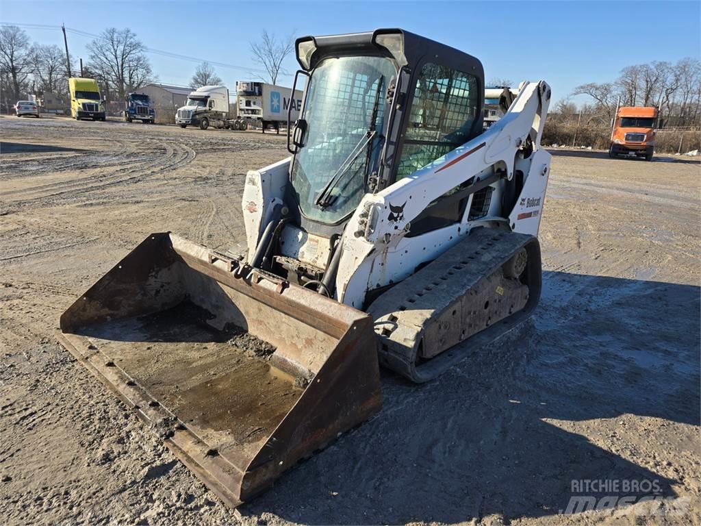 Bobcat T590  스키드로더