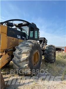 CAT 545C 목재스키더