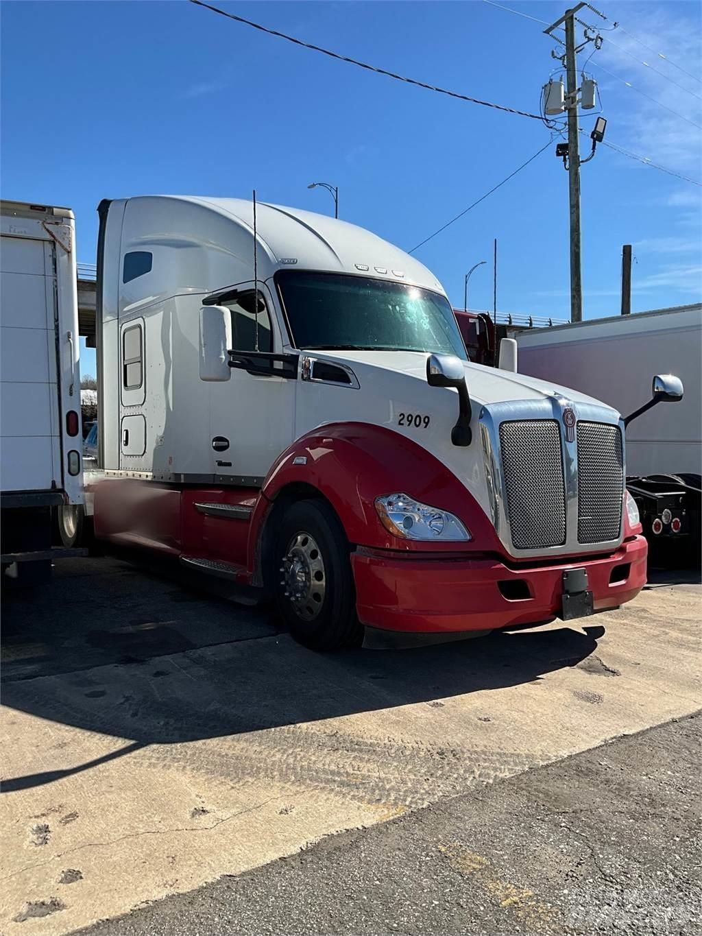 Kenworth T680 트랙터 유닛