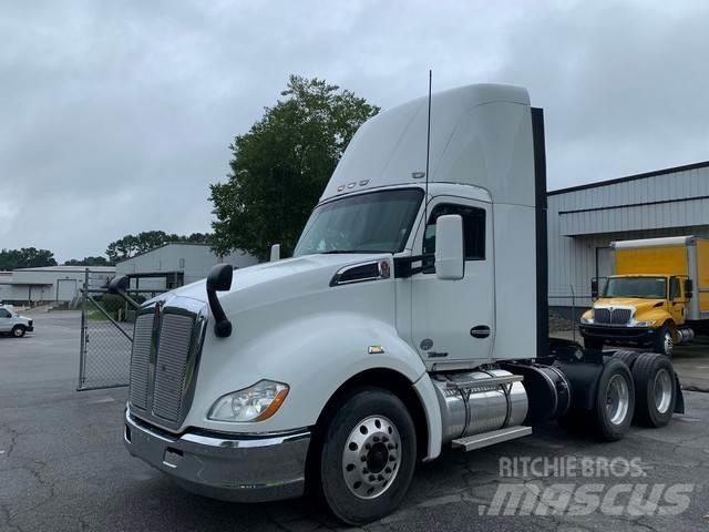 Kenworth T680 트랙터 유닛