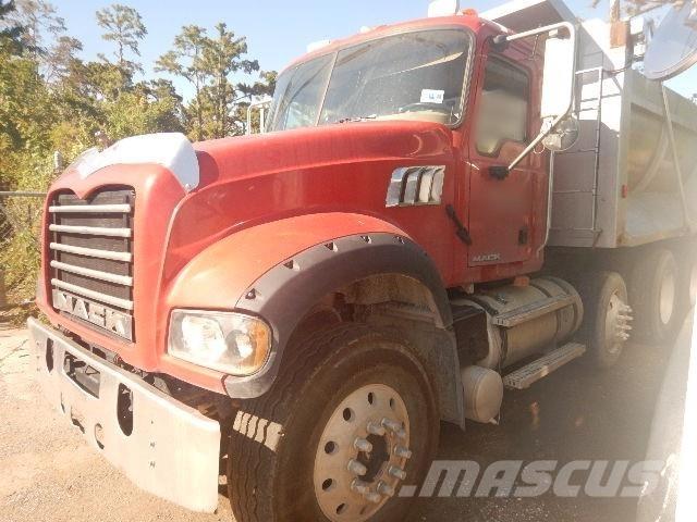 Mack GU713 덤프 트럭