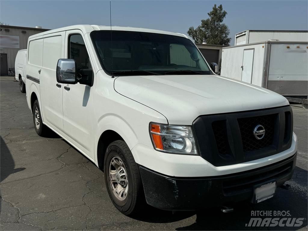 Nissan NV3500 HD 박스 바디