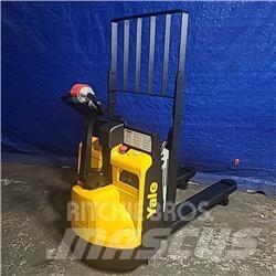 Yale MPB045VG 핸드파레트 트럭