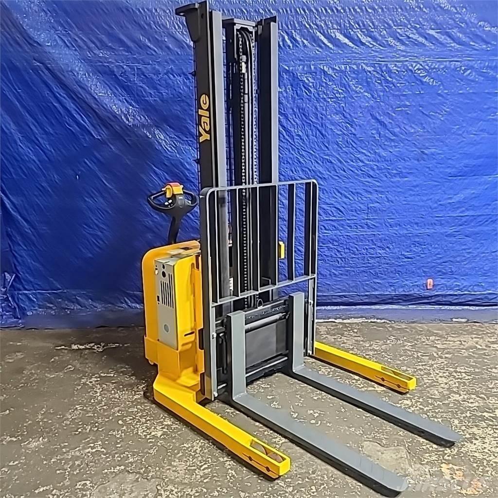 Yale MSW040 보행식 리치 지게차