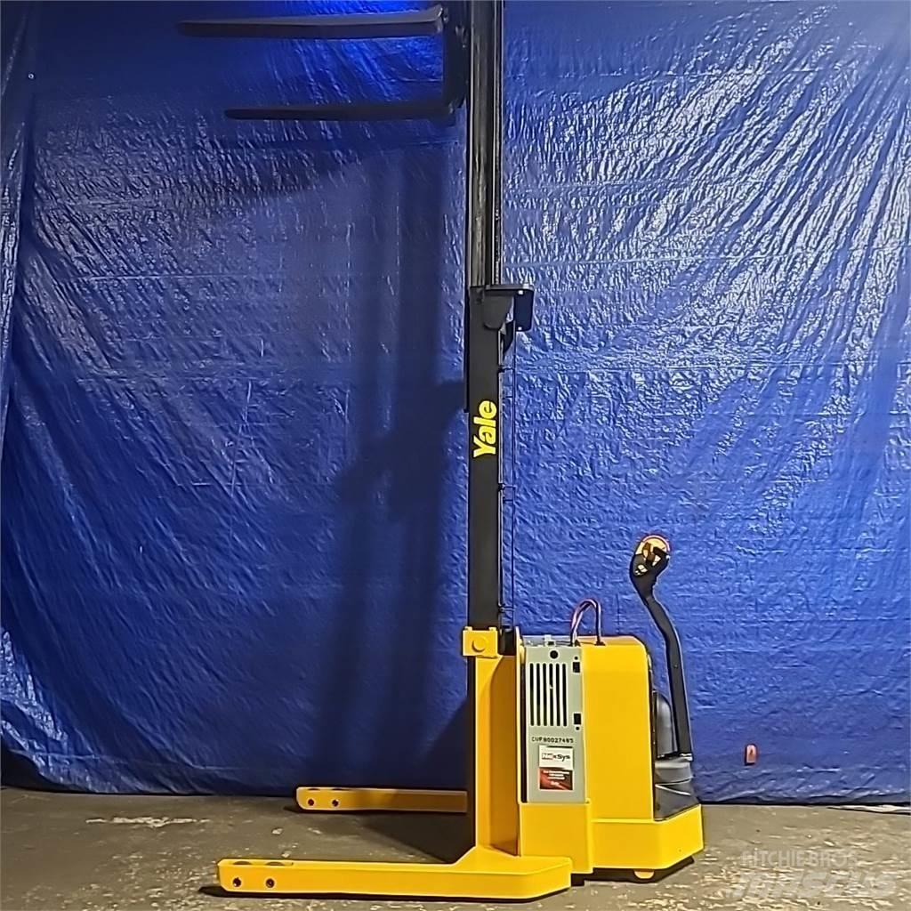 Yale MSW040 보행식 리치 지게차