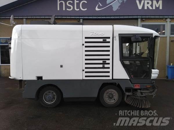 Ravo 530STH 도로 청소차
