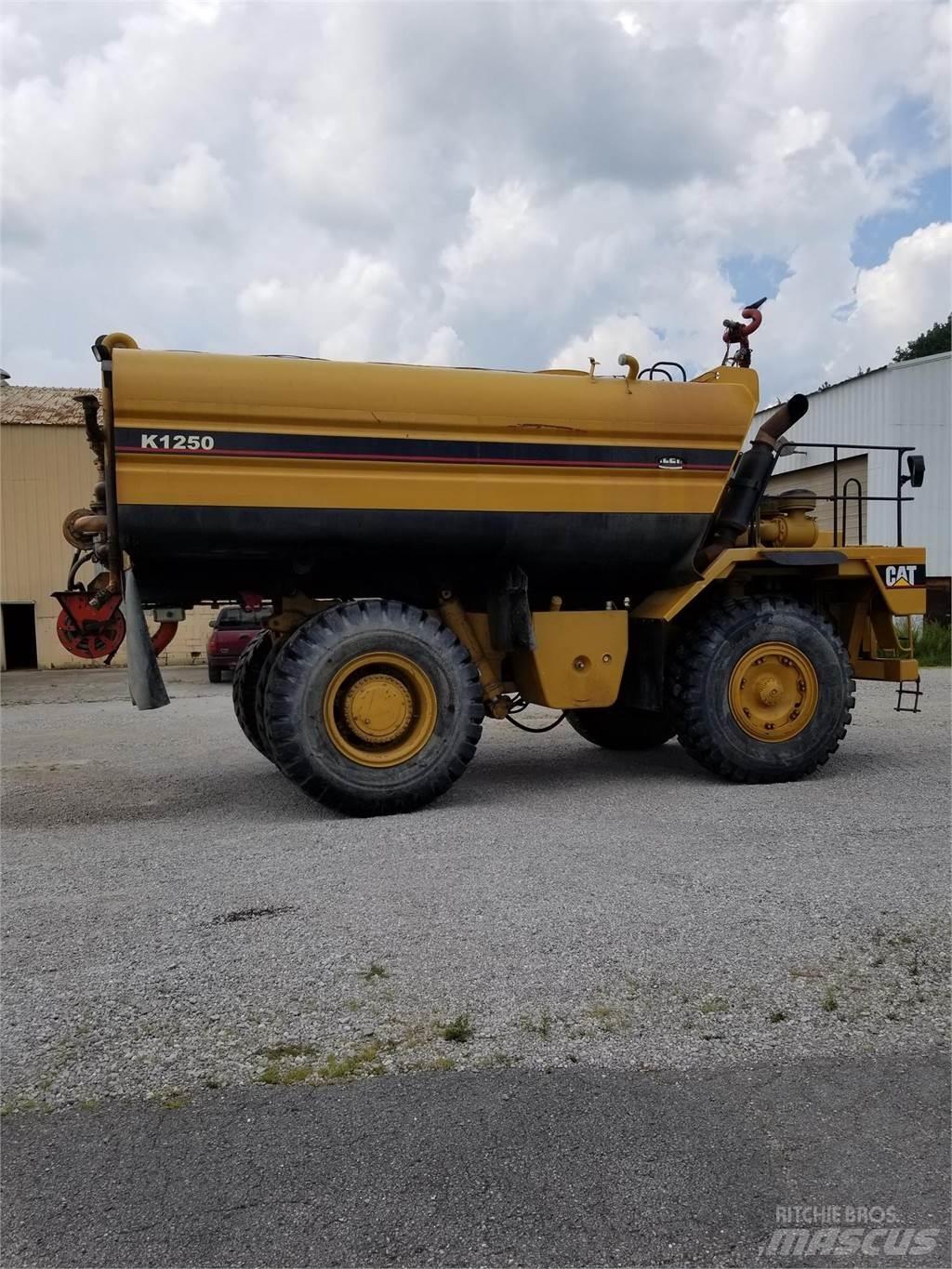 CAT 773B 급수차