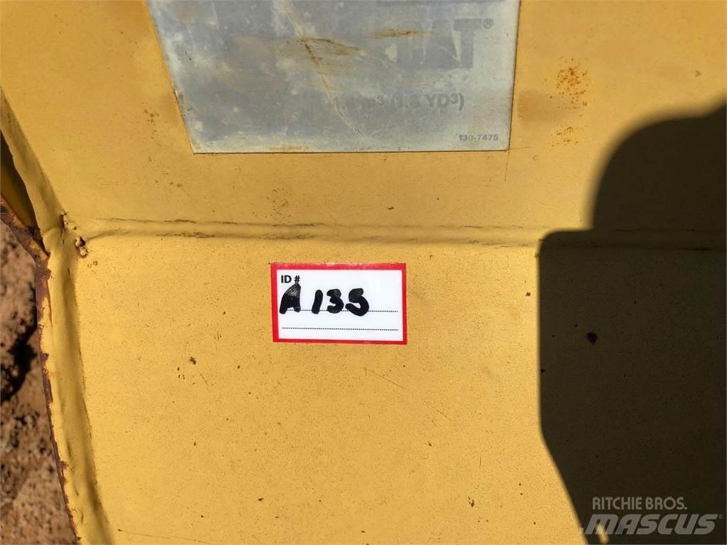 CAT  914G 버켓