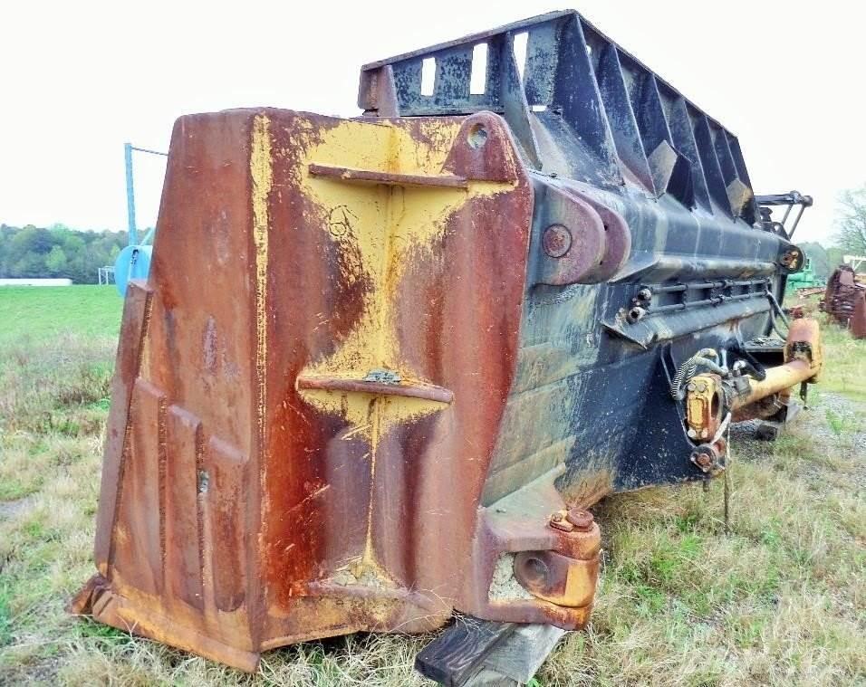CAT D11 삽날