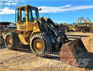 CAT IT18B  휠로우더