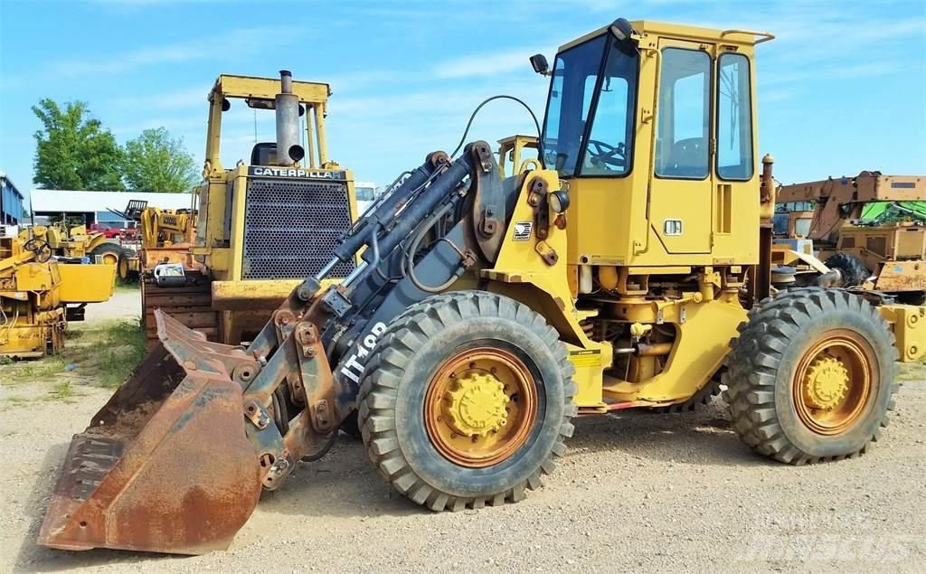 CAT IT18B  휠로우더