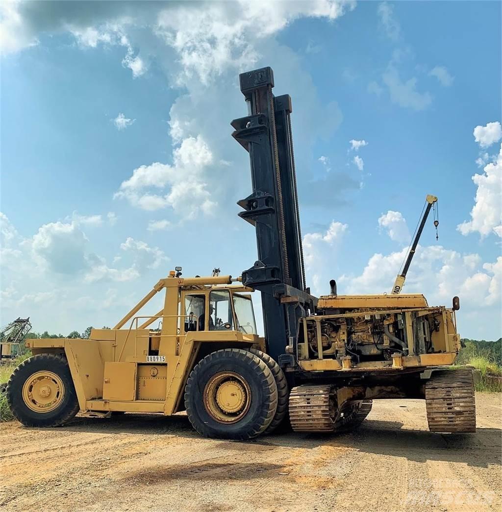 CAT V900 디젤 지게차