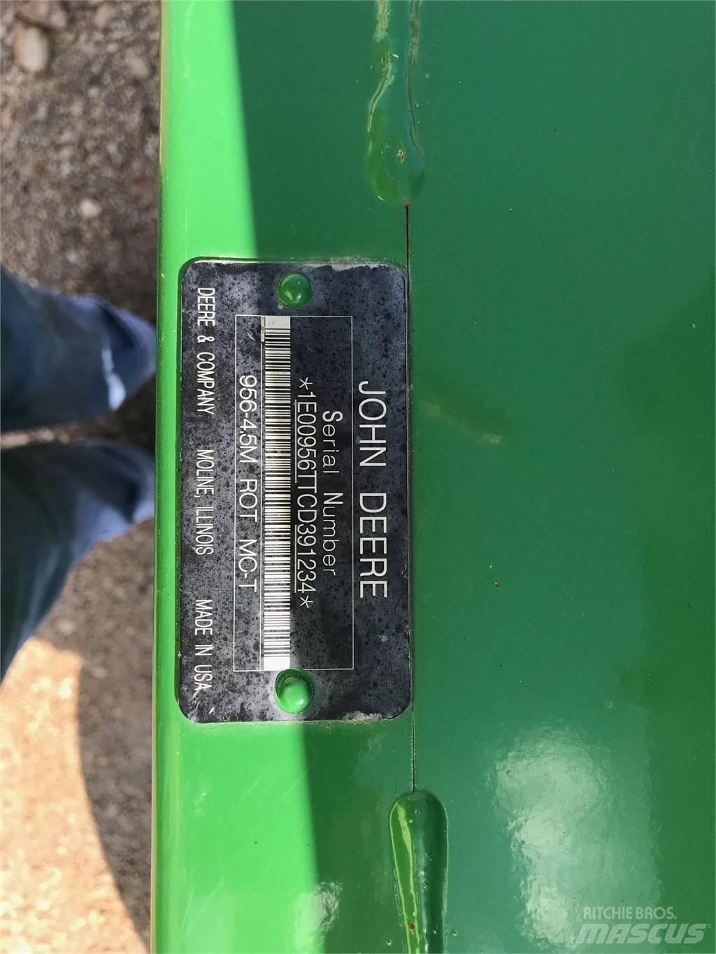 John Deere 956 윈드로어
