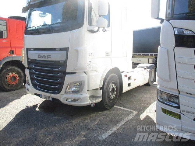DAF XF 460 트랙터 유닛