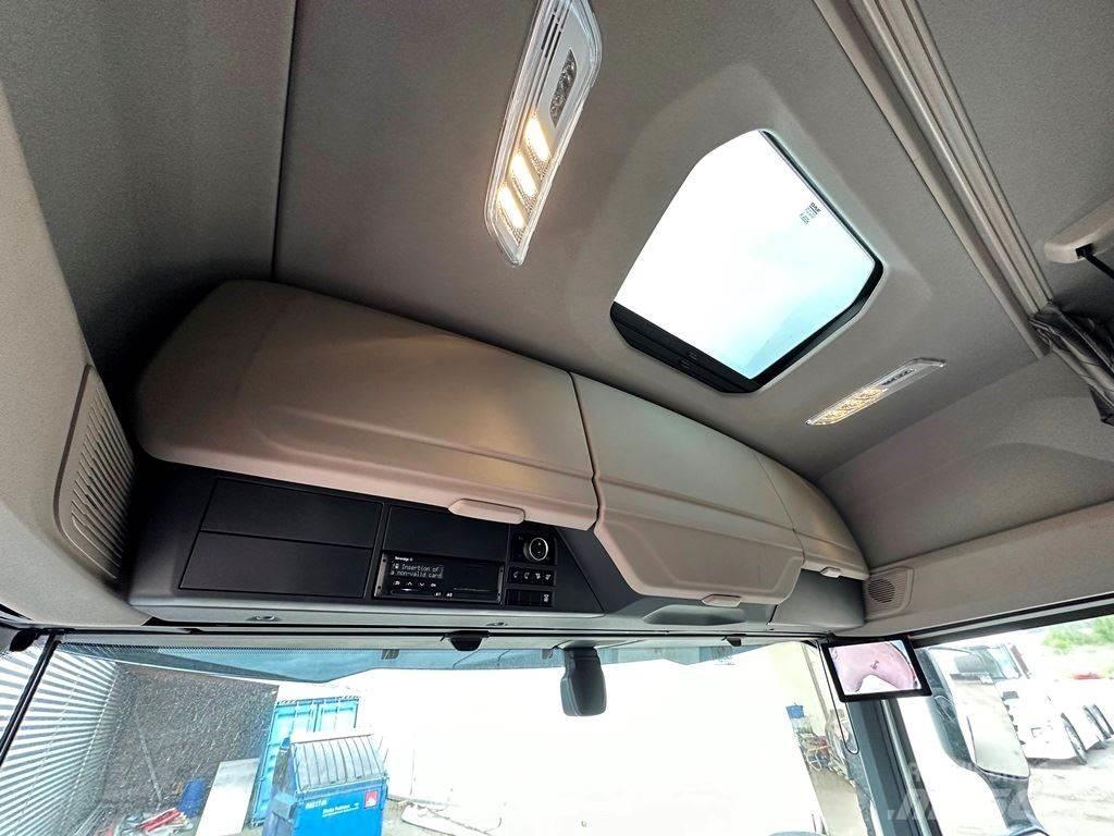 DAF XF 530 6x2 트랙터 유닛