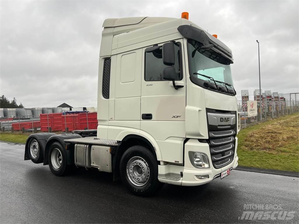DAF XF 530 6x2 FTR 트랙터 유닛