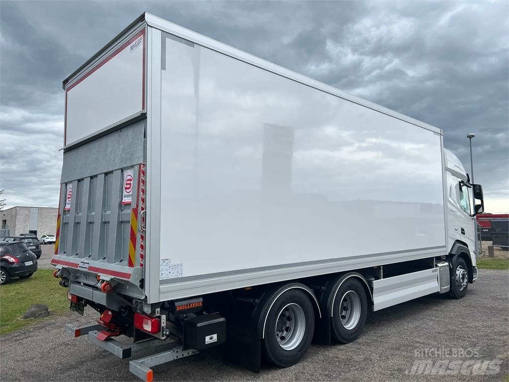 DAF XF480 FAS 6x2 탑차 트럭