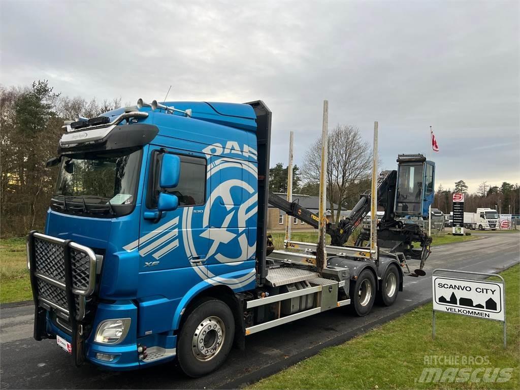 DAF XF530 FAT 6x4 목재 트럭