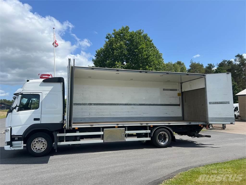 Volvo FM330 탑차 트럭