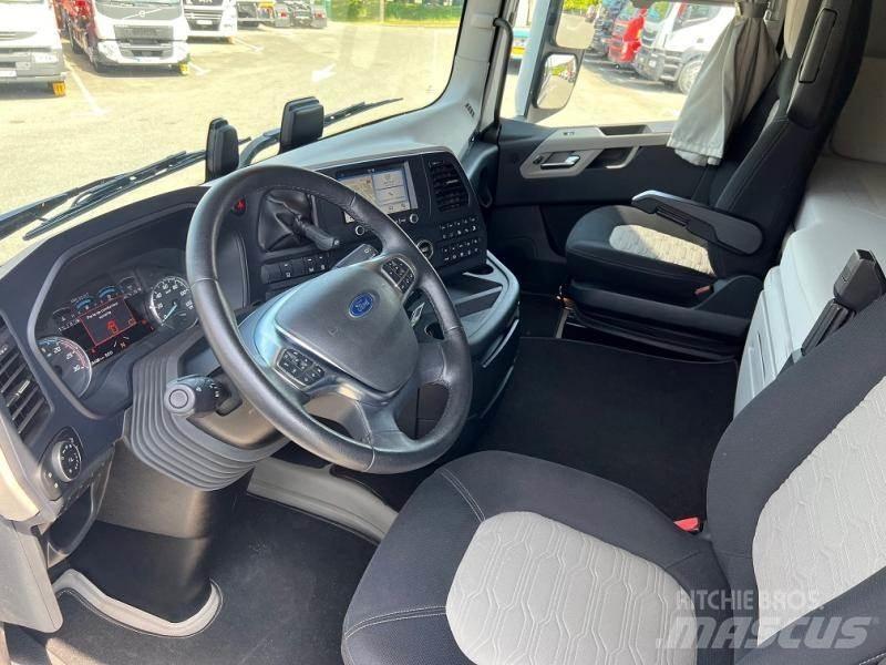Ford F-MAX 트랙터 유닛