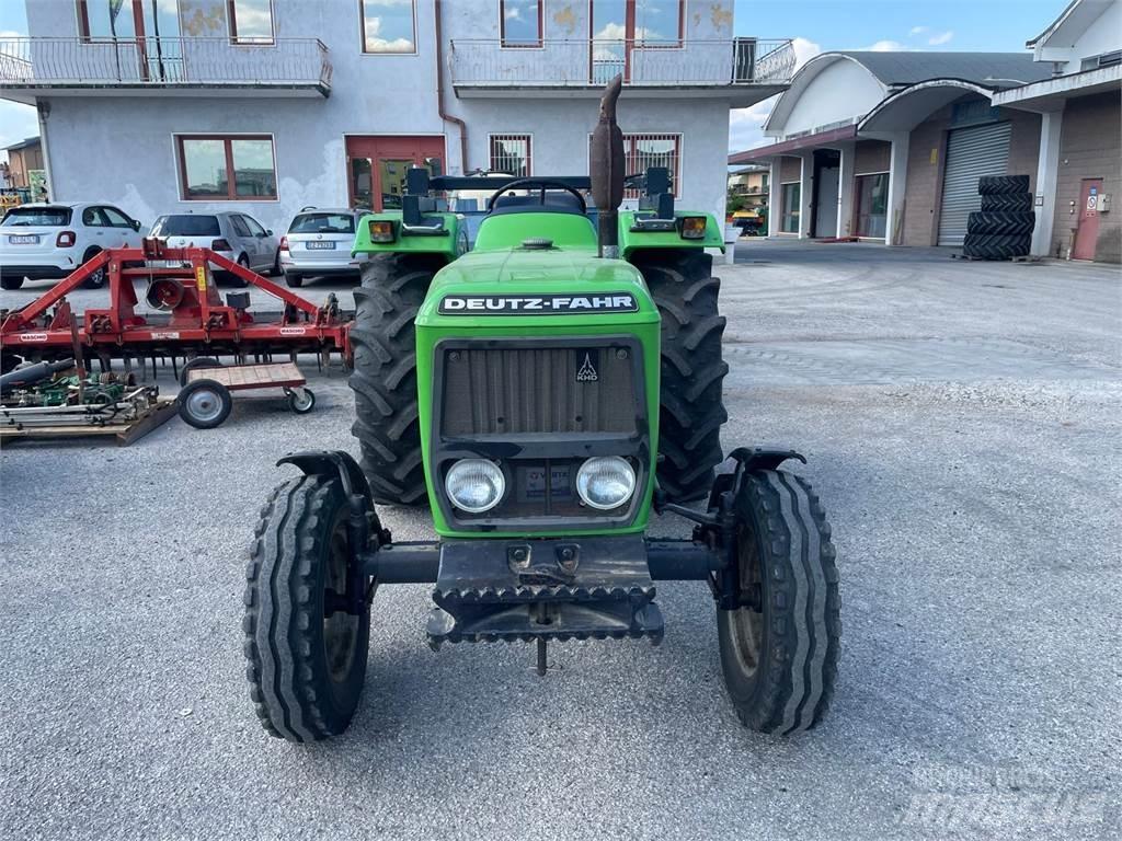 Deutz-Fahr D 45 07 트랙터