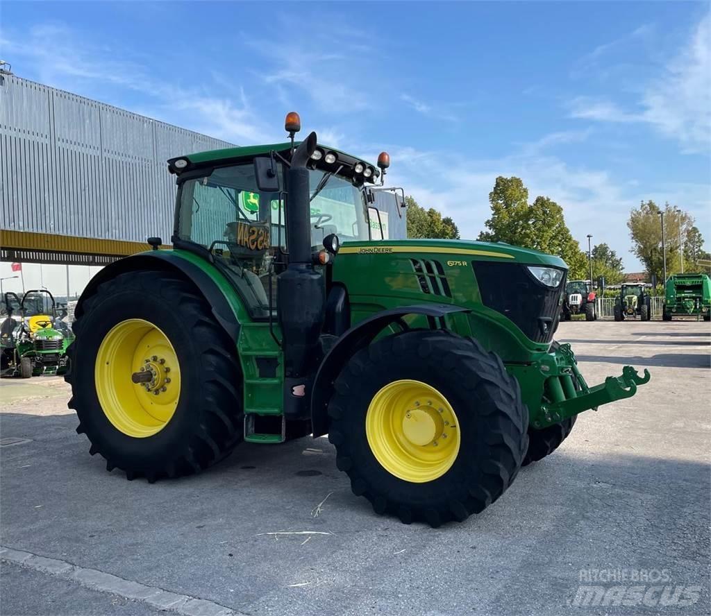John Deere 6175 R 트랙터