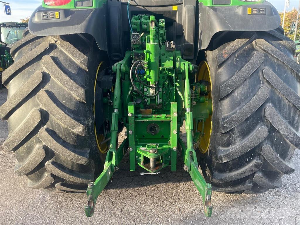 John Deere 6175 R 트랙터