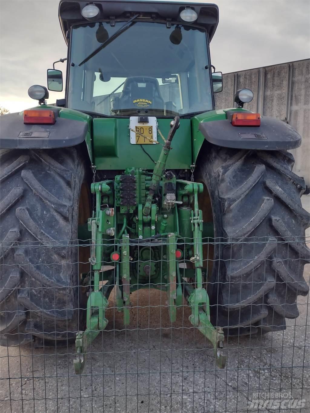 John Deere 8230 트랙터