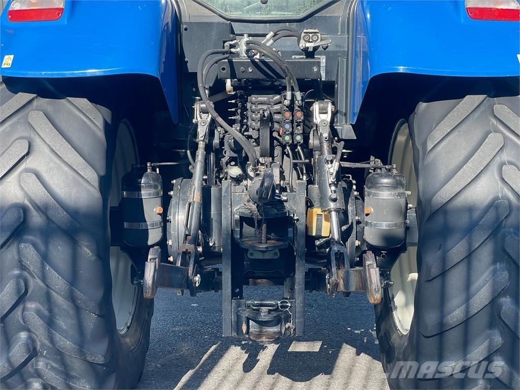 New Holland T7 210 트랙터