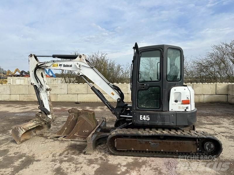Bobcat E45 중형굴삭기 7톤-28톤