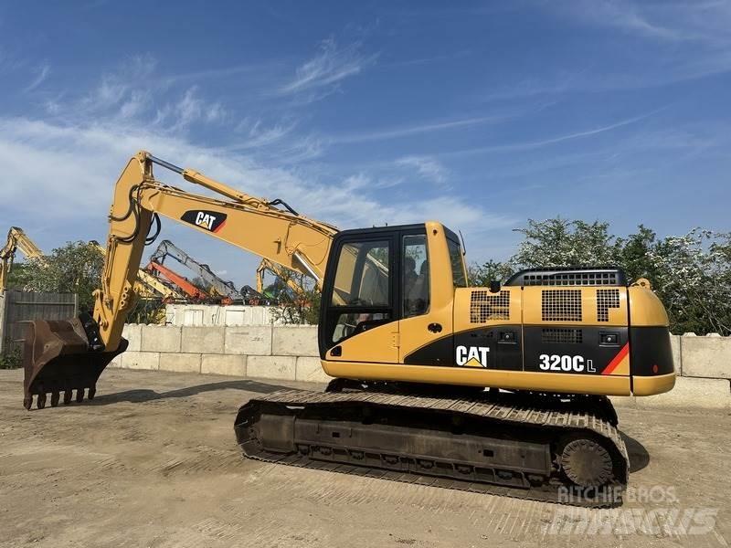 CAT 320 대형 굴삭기 29톤 이상