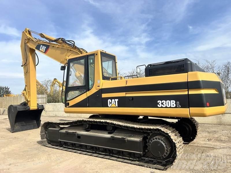 CAT 330. 대형 굴삭기 29톤 이상