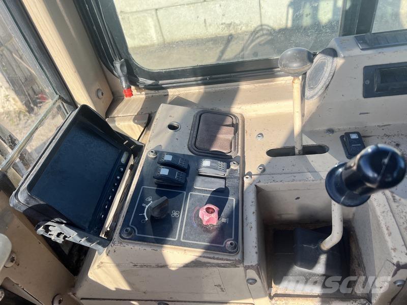 CAT 939 건설 장비 - 기타