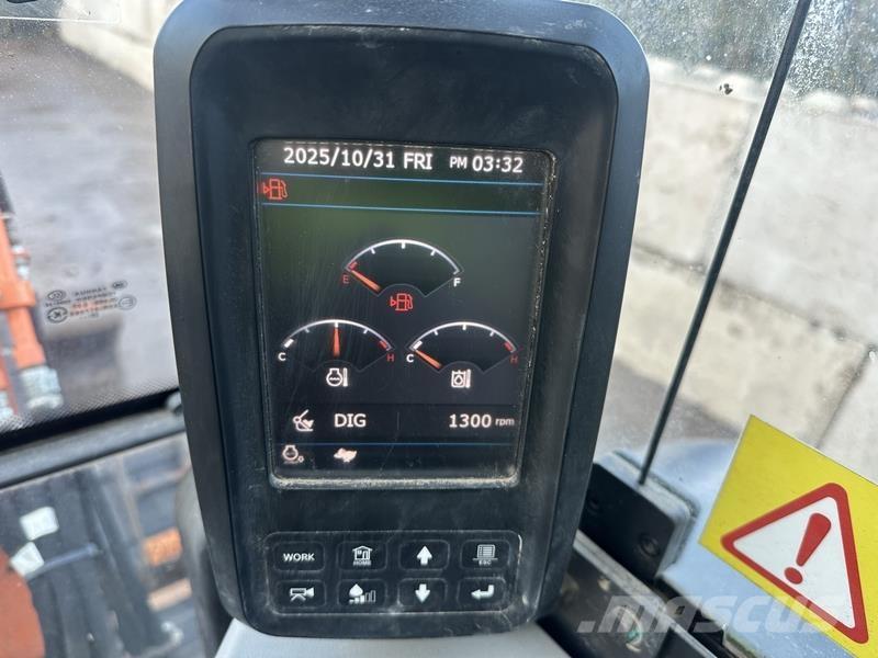 Doosan DX27 대형 굴삭기 29톤 이상