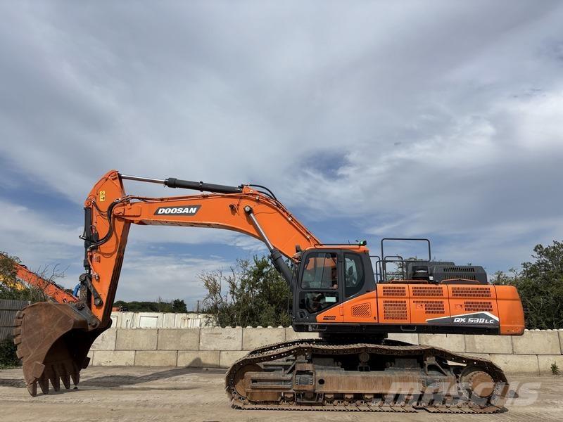 Doosan DX530LC-7 대형 굴삭기 29톤 이상