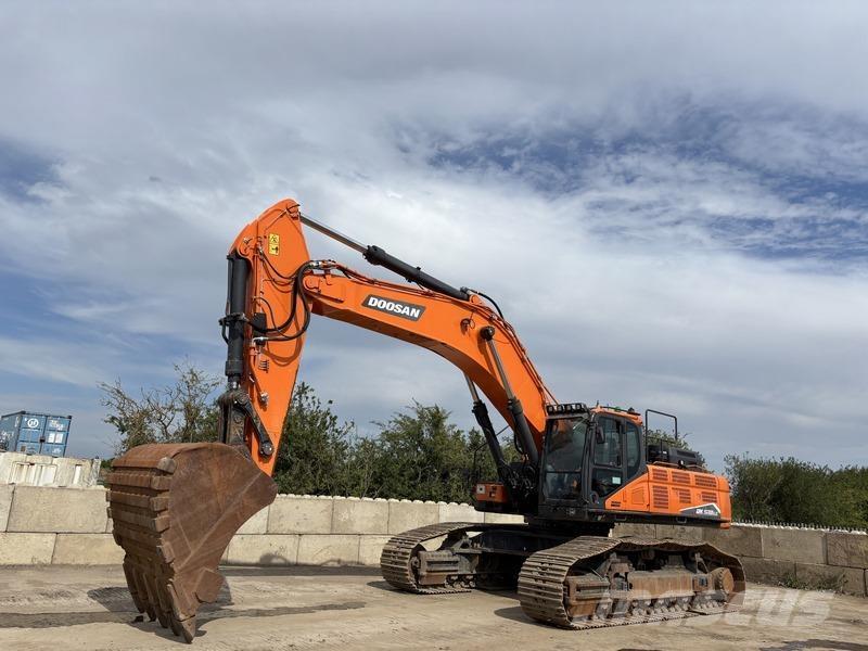 Doosan DX530LC-7 대형 굴삭기 29톤 이상