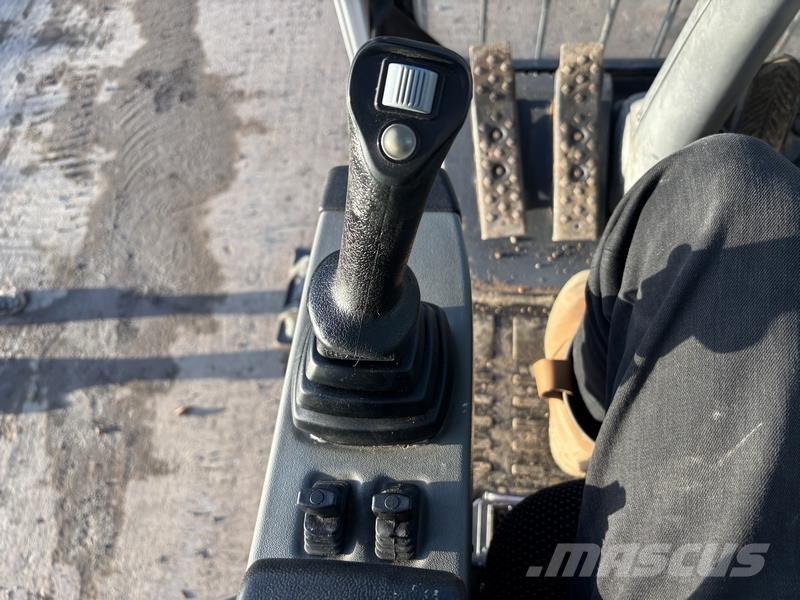 Fuchs MHL250 자재 장비 - 기타