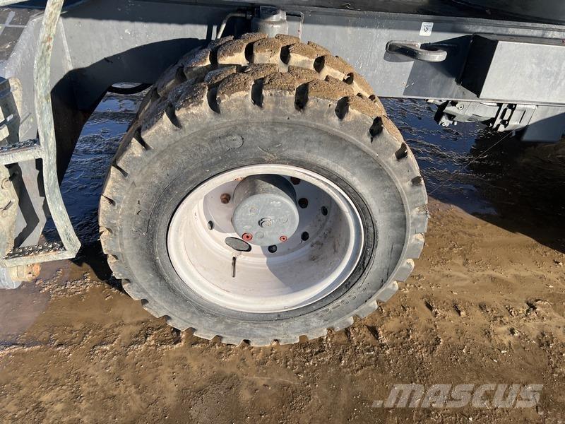 Fuchs MHL320 자재 장비 - 기타