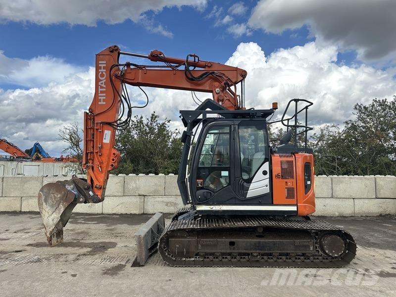 Hitachi ZX135 파쇄용 굴삭기