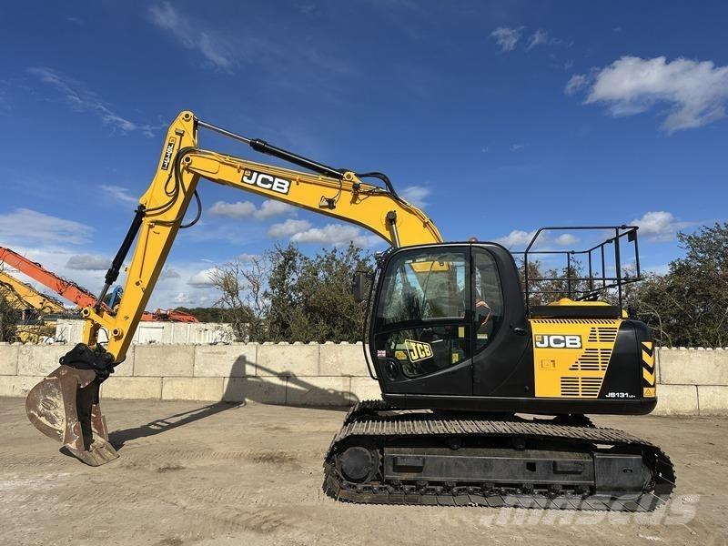 JCB JS131 LC 대형 굴삭기 29톤 이상