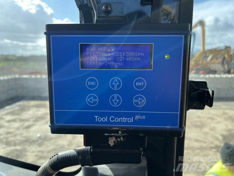 Komatsu PC490HRD-11 파쇄용 굴삭기