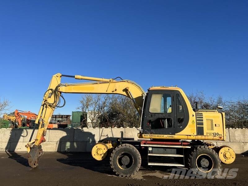 Komatsu PW130-6  휠 굴삭기