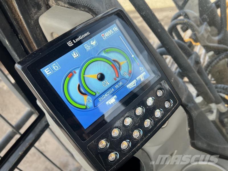 LiuGong CLG924E 파쇄용 굴삭기