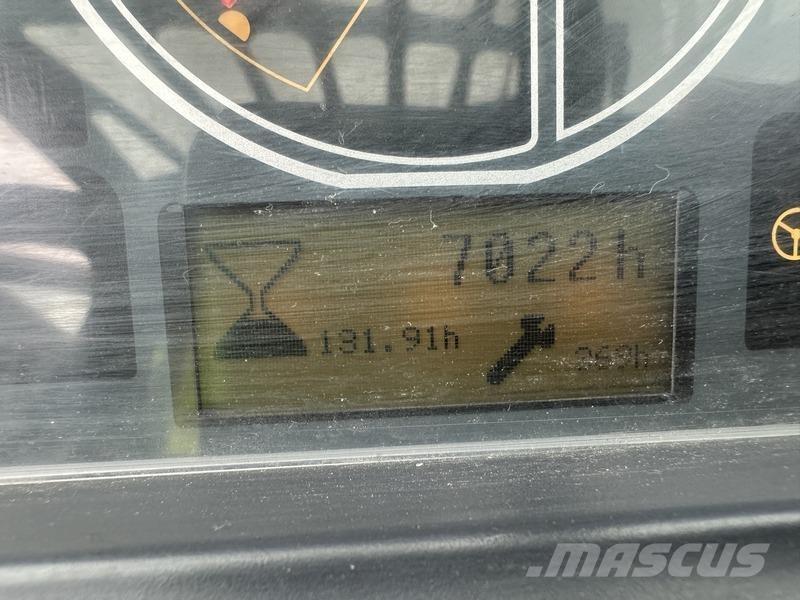 Manitou MT1440 텔러 핸들러
