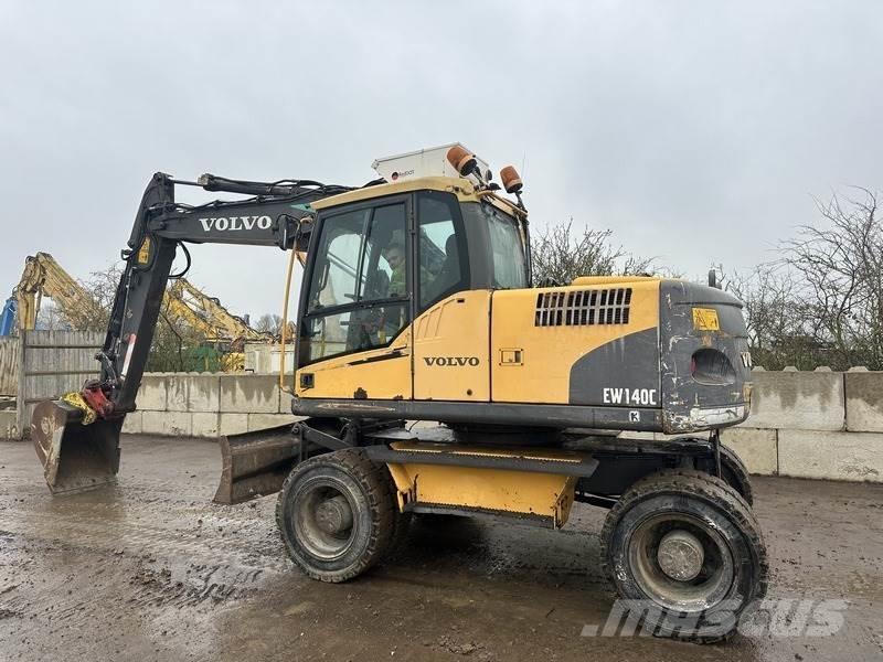 Volvo EW140  휠 굴삭기