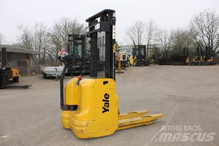 Yale MS10AC 포크리프트