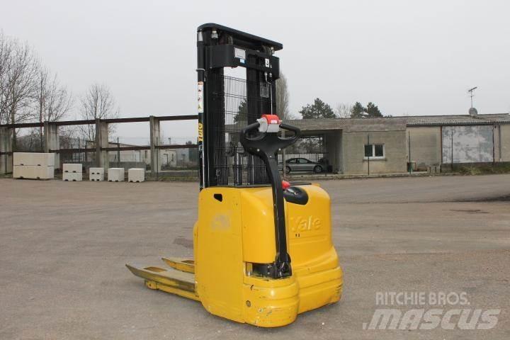 Yale MS12AC 포크리프트