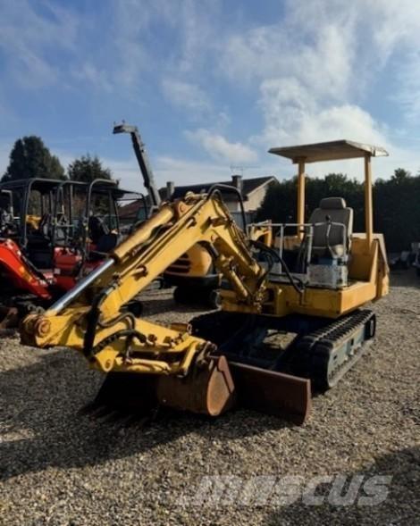 Komatsu PC20 소형 굴삭기 7톤 미만