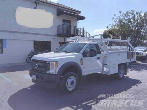 Ford F550 CONTRACTOR 탑차 트럭