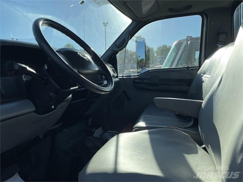 Ford F650 기타 트럭